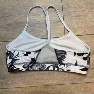 LULULEMON black and white floral Flow Y bra IV 6